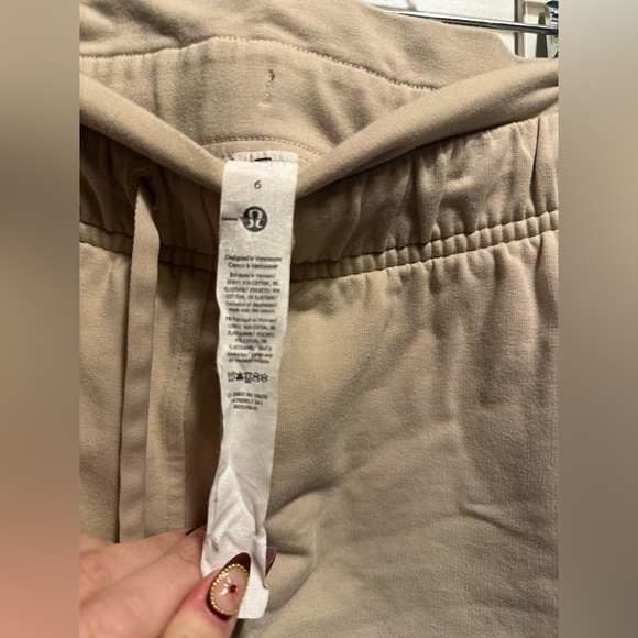 Lululemon Inner Glow High-Rise Short 3" - Mojave Tan - Picture 8 of 9